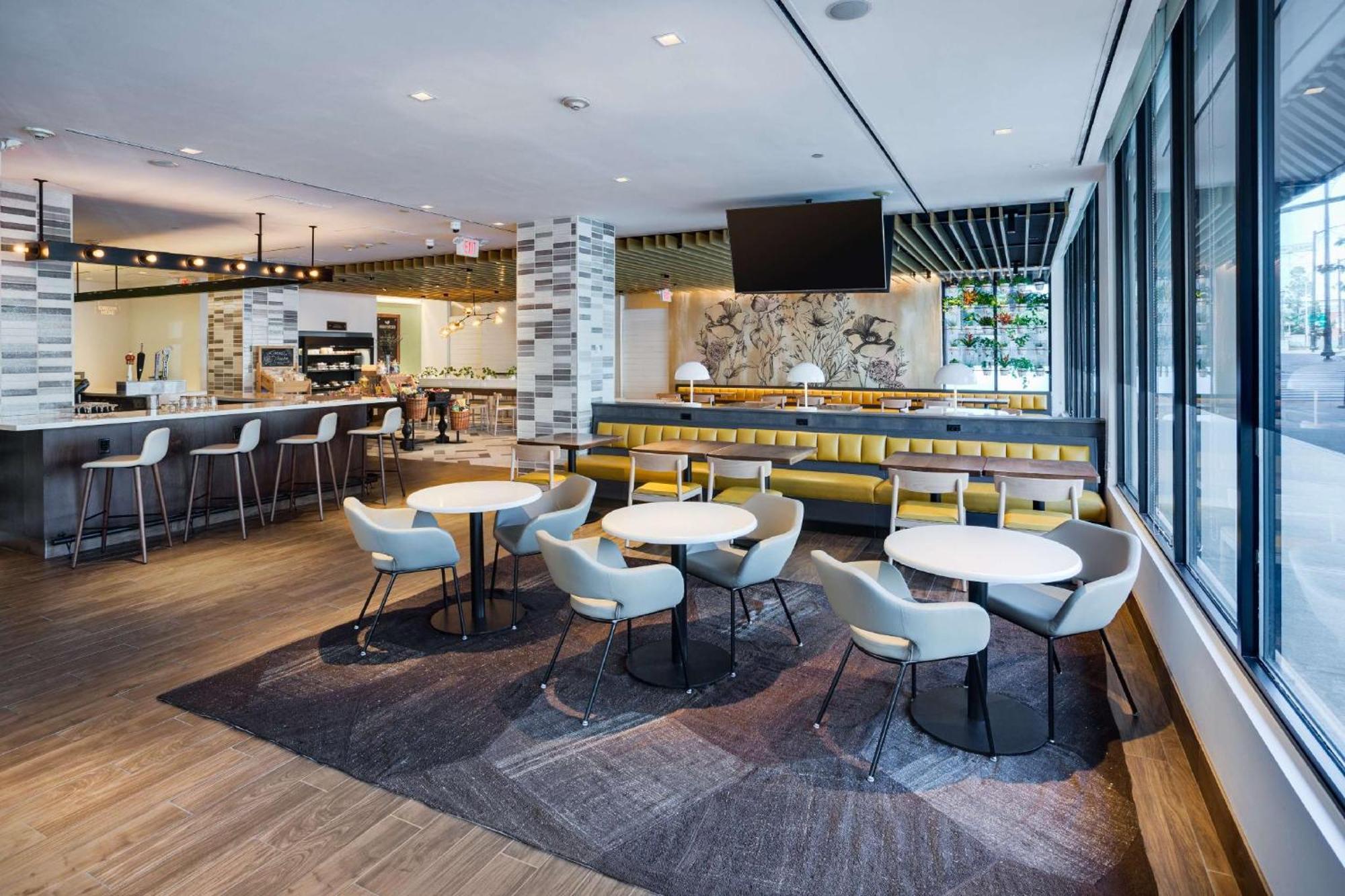 Doubletree By Hilton Hartford Downtown Hotel Exterior foto